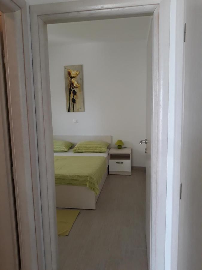 Apartment With Free And Private Parking Makarska Dış mekan fotoğraf