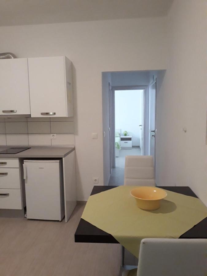 Apartment With Free And Private Parking Makarska Dış mekan fotoğraf