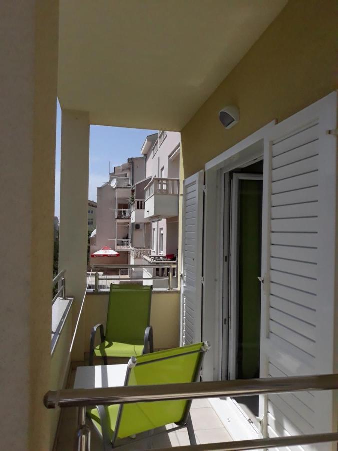 Apartment With Free And Private Parking Makarska Dış mekan fotoğraf